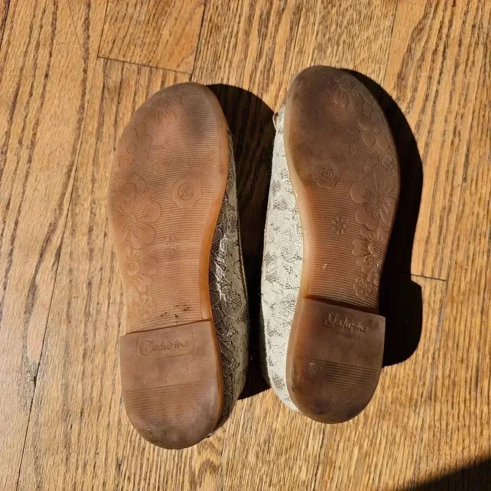 Naturino gold with cream lace girls flats size EU 28/ US 11